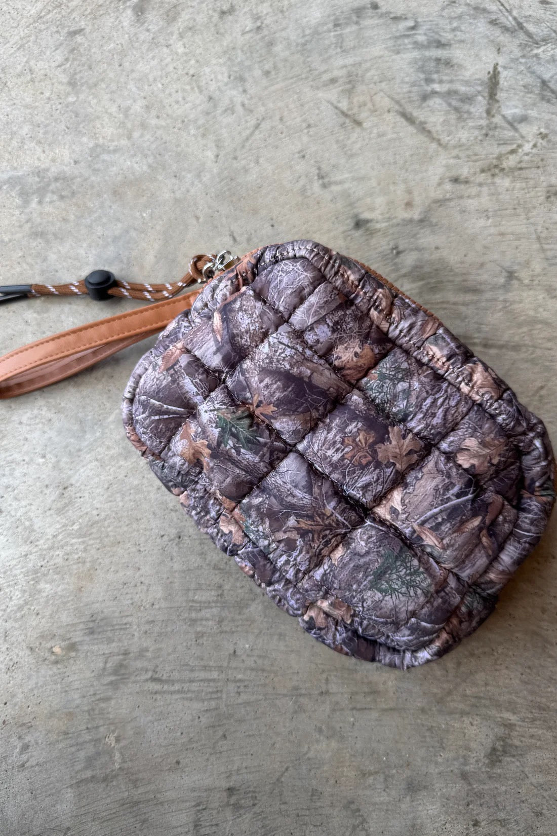 CAMO MINI PUFF CLUTCH BAG