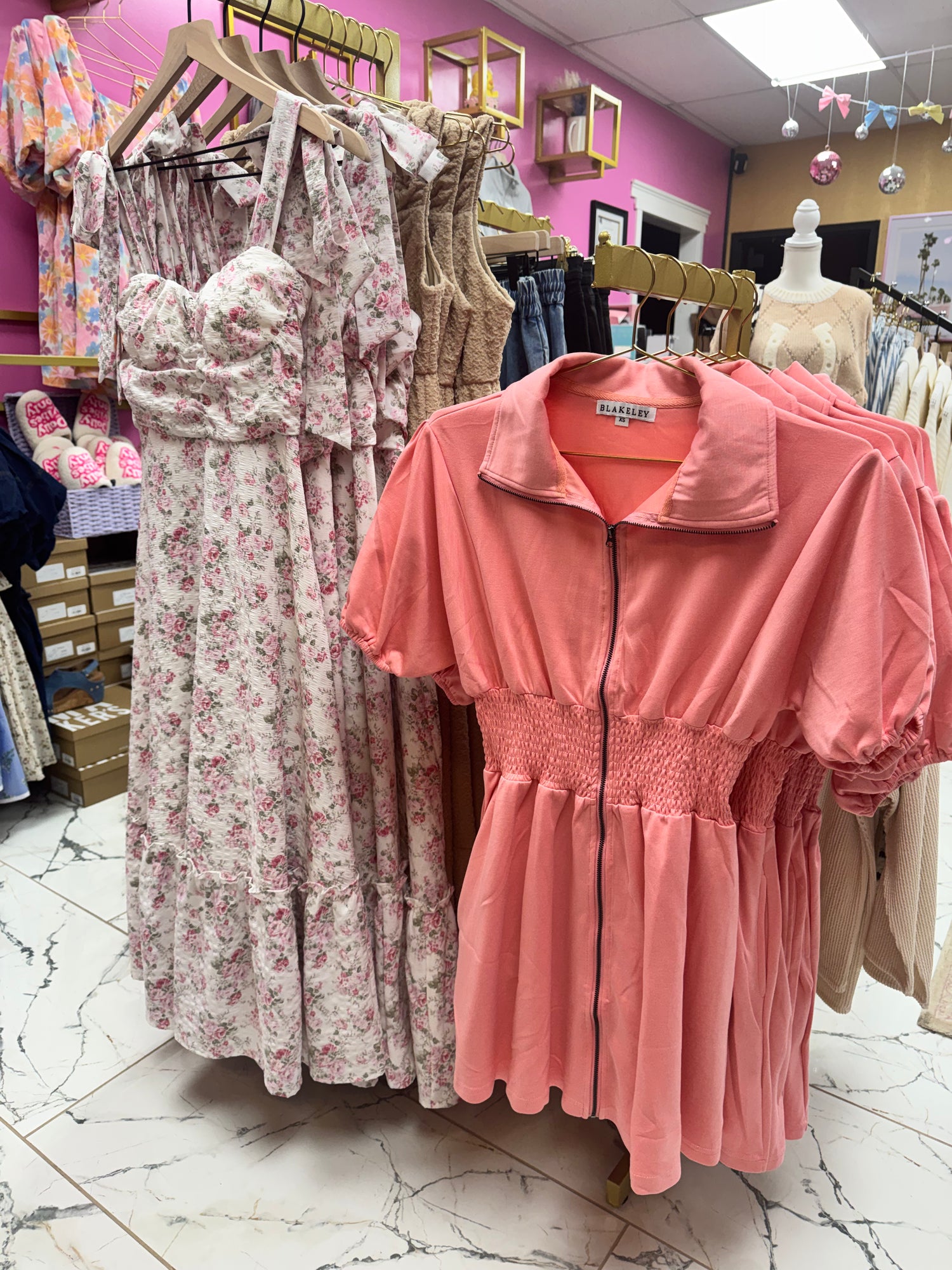 👗DRESSES & SKIRTS👗