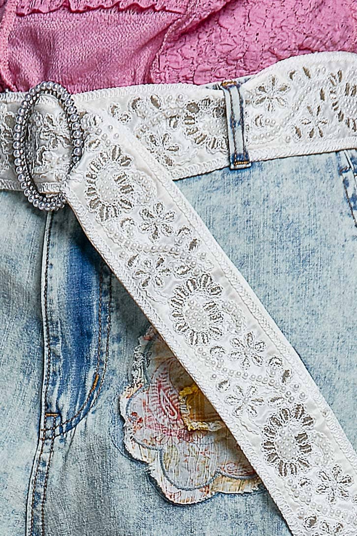 The Pearl Prairie Lace Belt