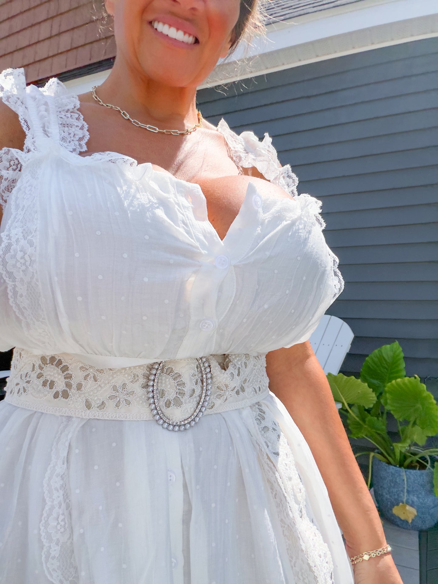 The Pearl Prairie Lace Belt