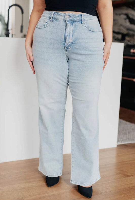 Judy Blue High Rise Control Top Vintage Wash Straight Jeans
