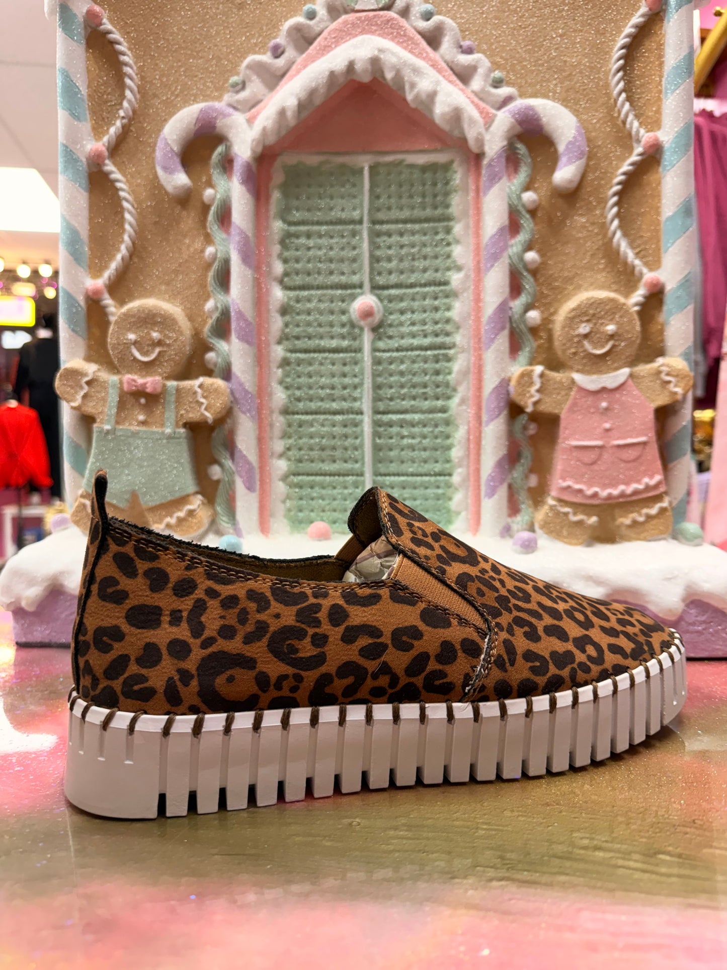 Sandra Leopard Slips