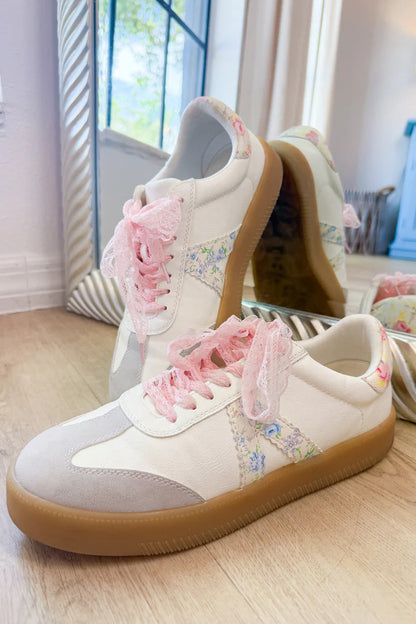 Axel Coquette Sneaker