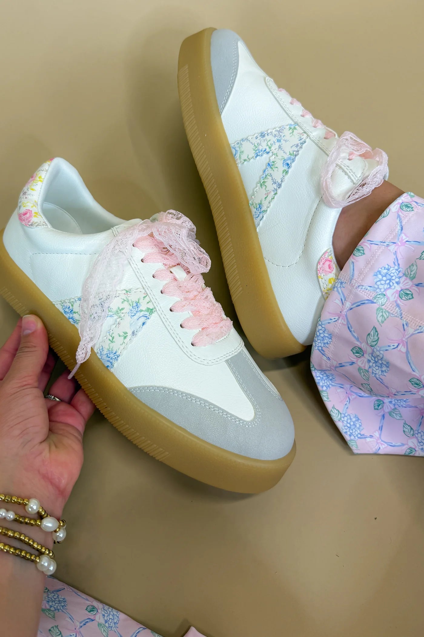 Axel Coquette Sneaker