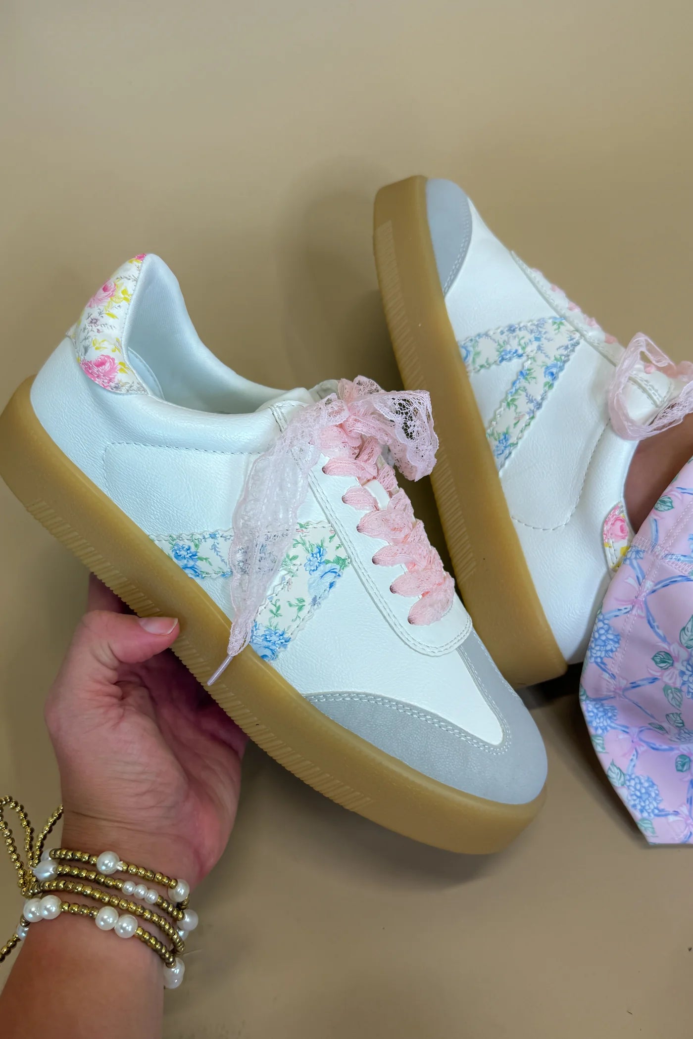 Axel Coquette Sneaker