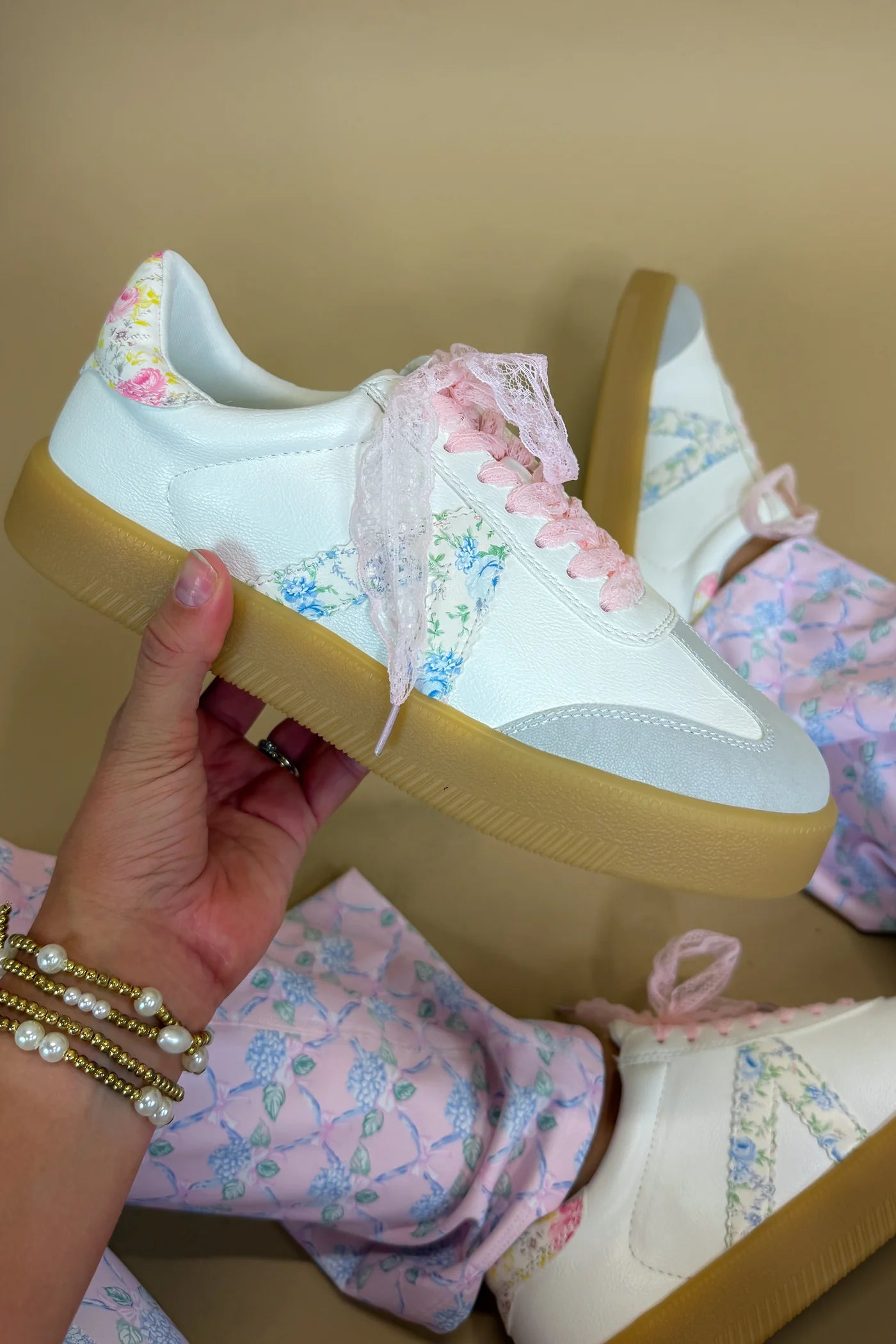 Axel Coquette Sneaker