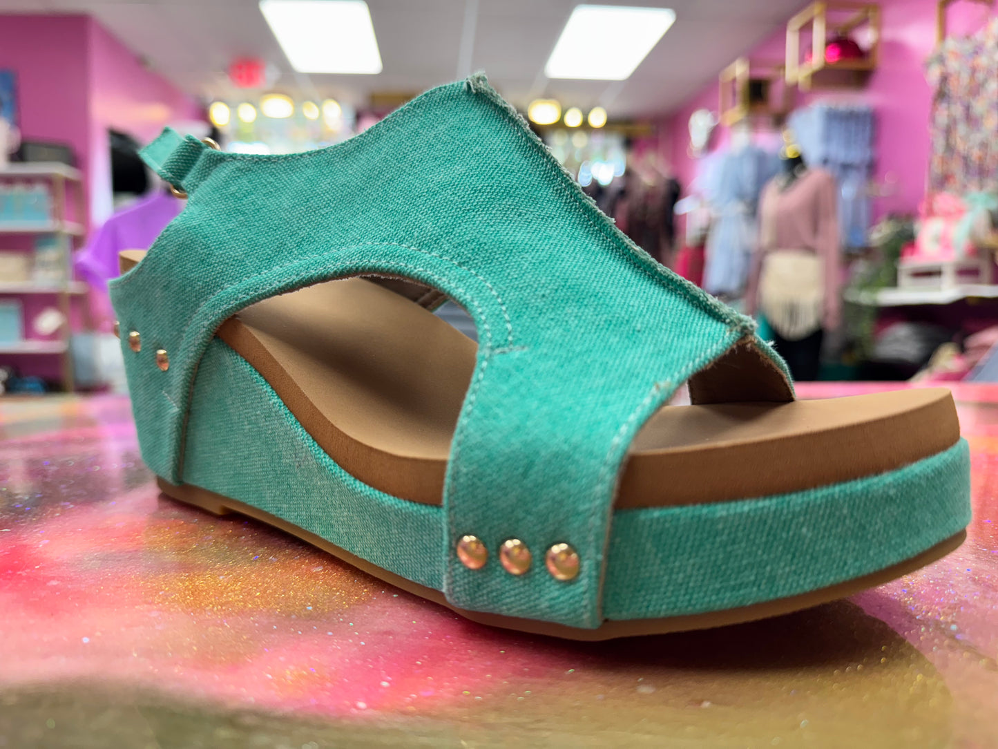 Royce Wedge
