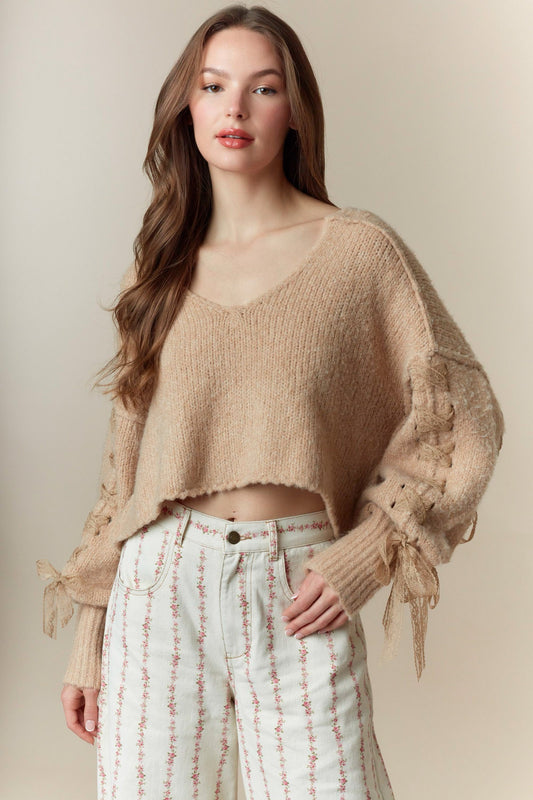 Lace-up Detailed Long Sleeve V-neck Crop Sweat
